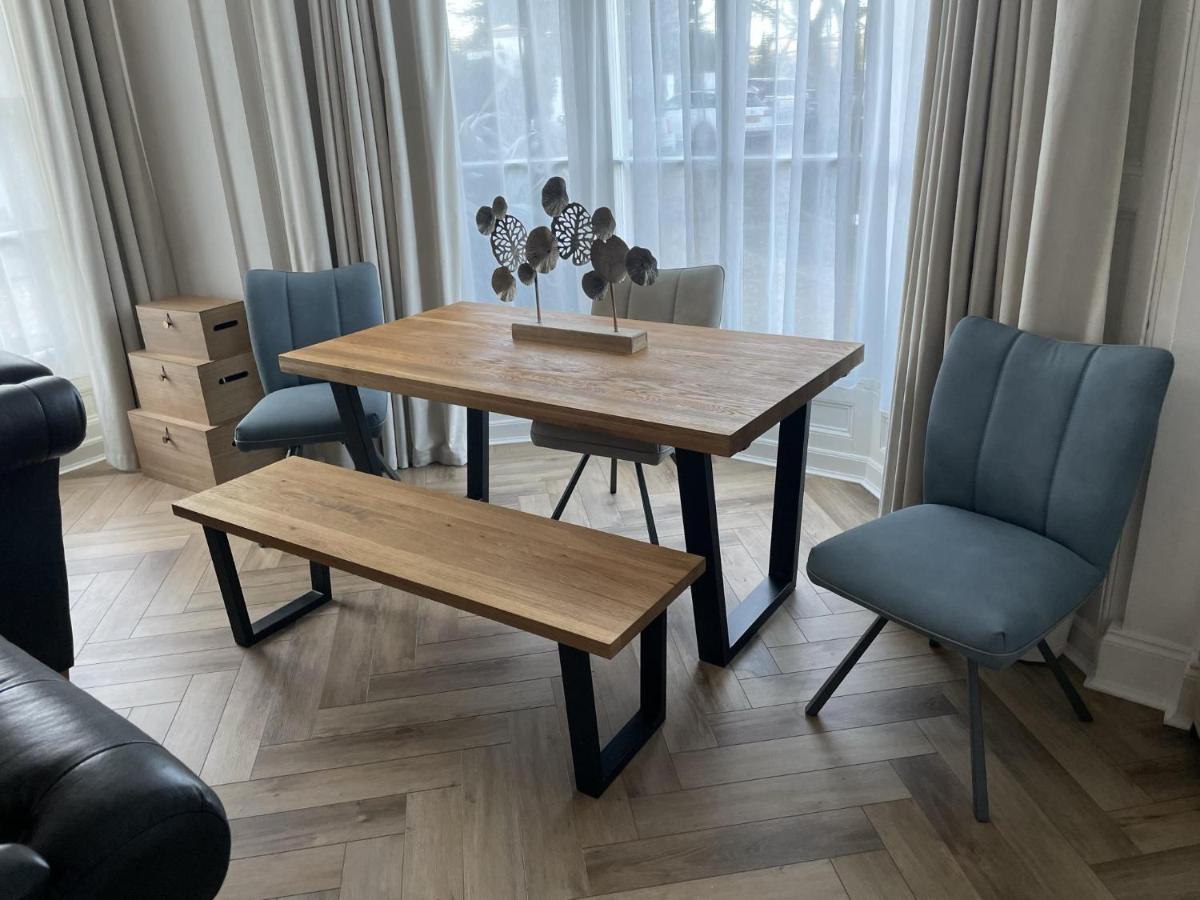 شقة Stunning 2-Bed-2Bath Apt In Whitby With Parking المظهر الخارجي الصورة